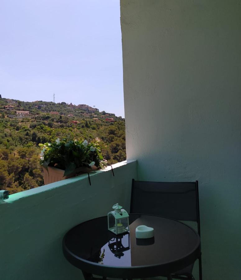 Ca' Isabella Apartment Vallebona Bagian luar foto